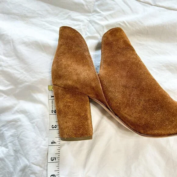 Michael by Michael Shannon Tan Suede Leather Block Heel Booties Women’s Size 9 - Picture 9 of 9